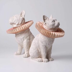 De Cat X - en de Bulldog X lamp kijken elkaar vriendschappelijk aan. Het zijn toch prachtige objecten voor in je interieur?